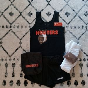 RARE Hooters full uniform S/M!!!